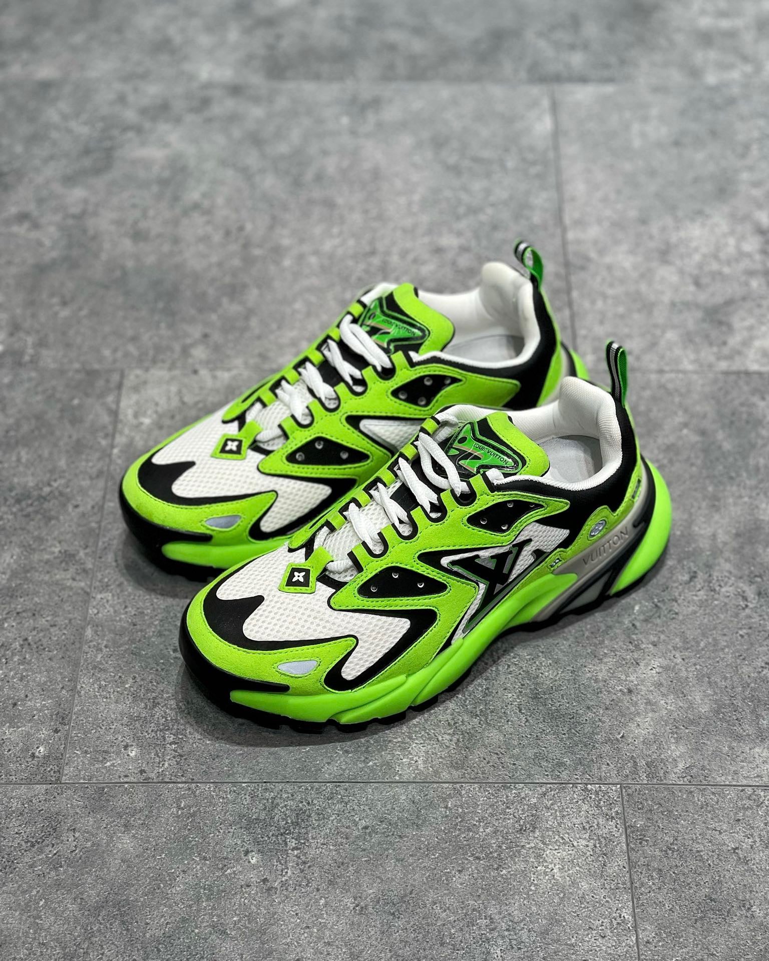 Best Replica Louis Vuitton Runner Tatic Sneaker - Colareps