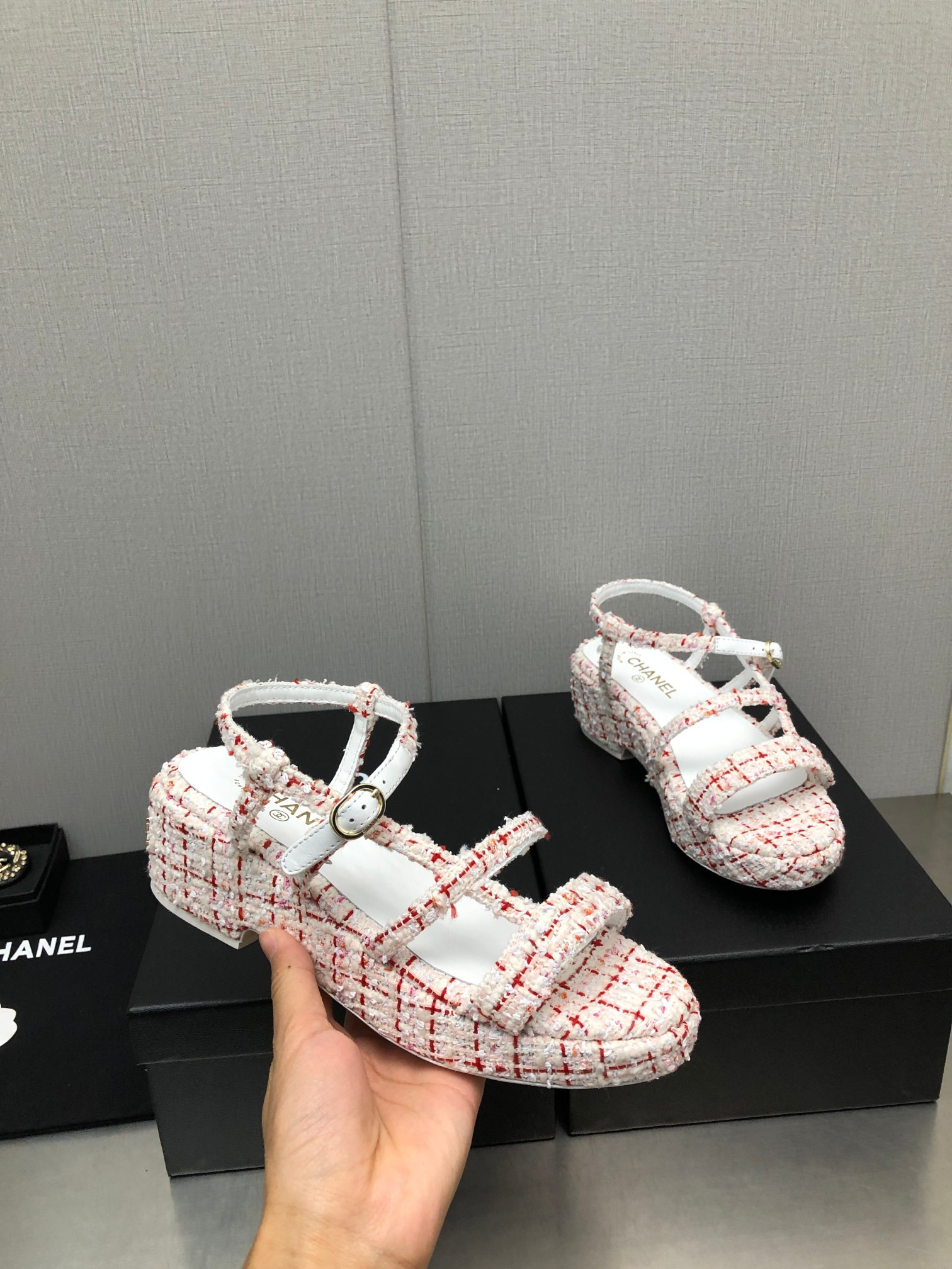 Best Replica Chanel back metal logo sandals - Colareps