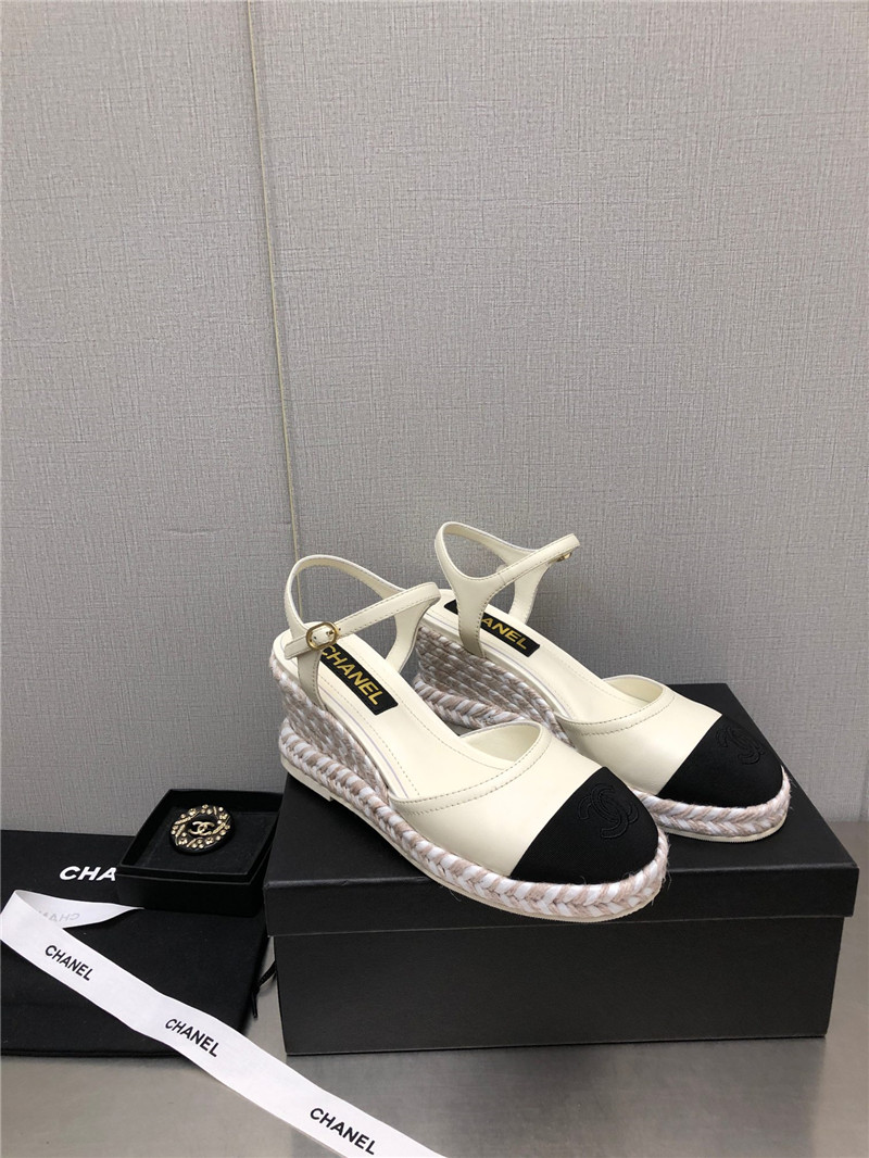 Best Replica Chanel Mary Jane hollow wedge sandals - Colareps