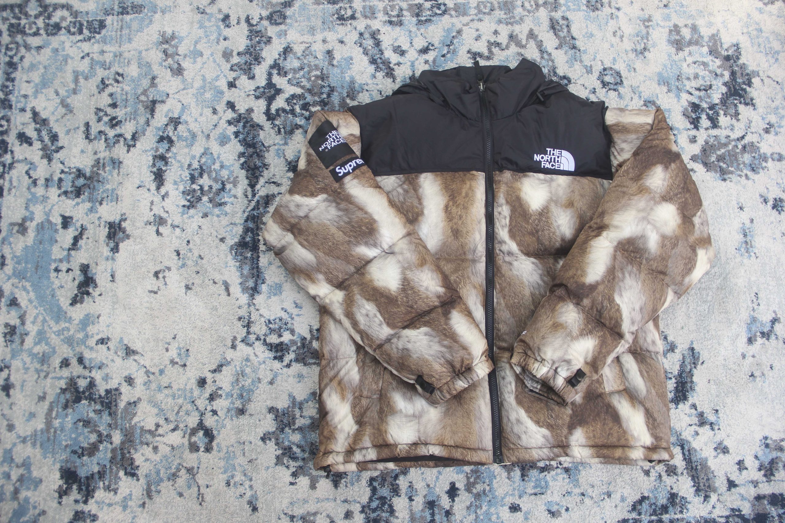 Best Replica Supreme Replica x TNF FUR PRINT NUPTSE DOWN JACKET 13FW - Colareps
