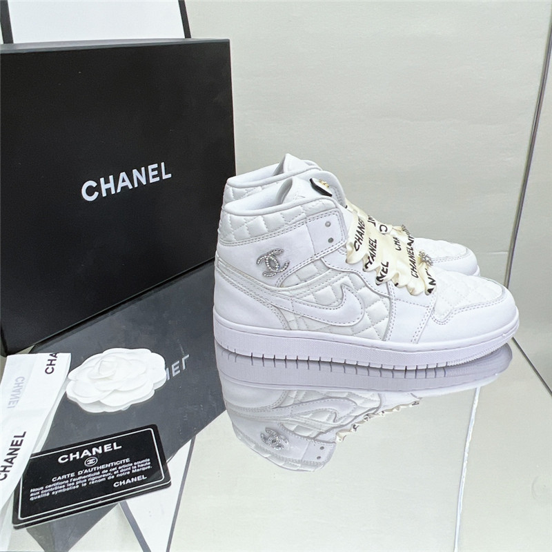 Best Replica chanel new styles high top sneakers - Colareps
