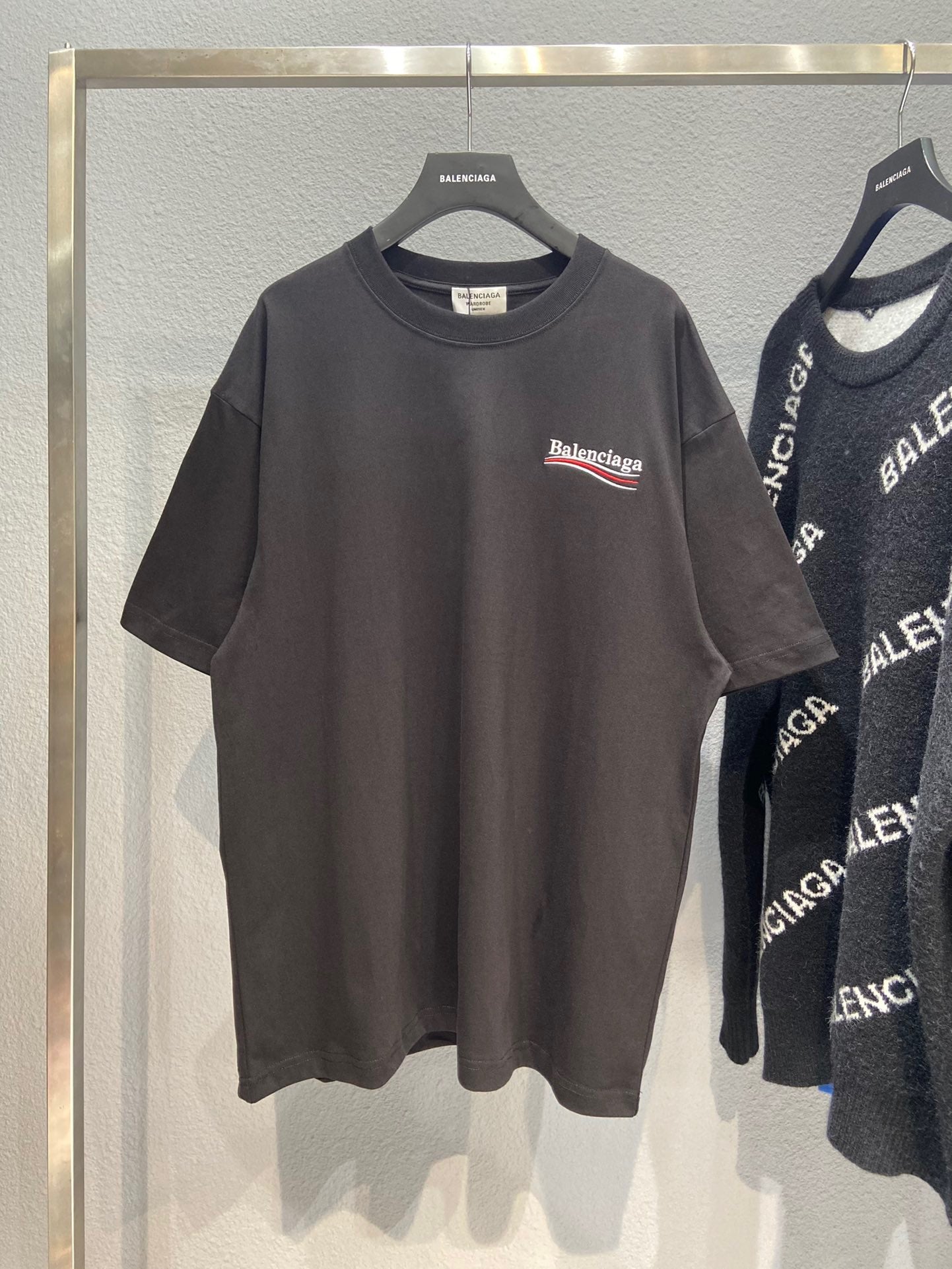 Best Replica Balenciaga T-shirt - Colareps