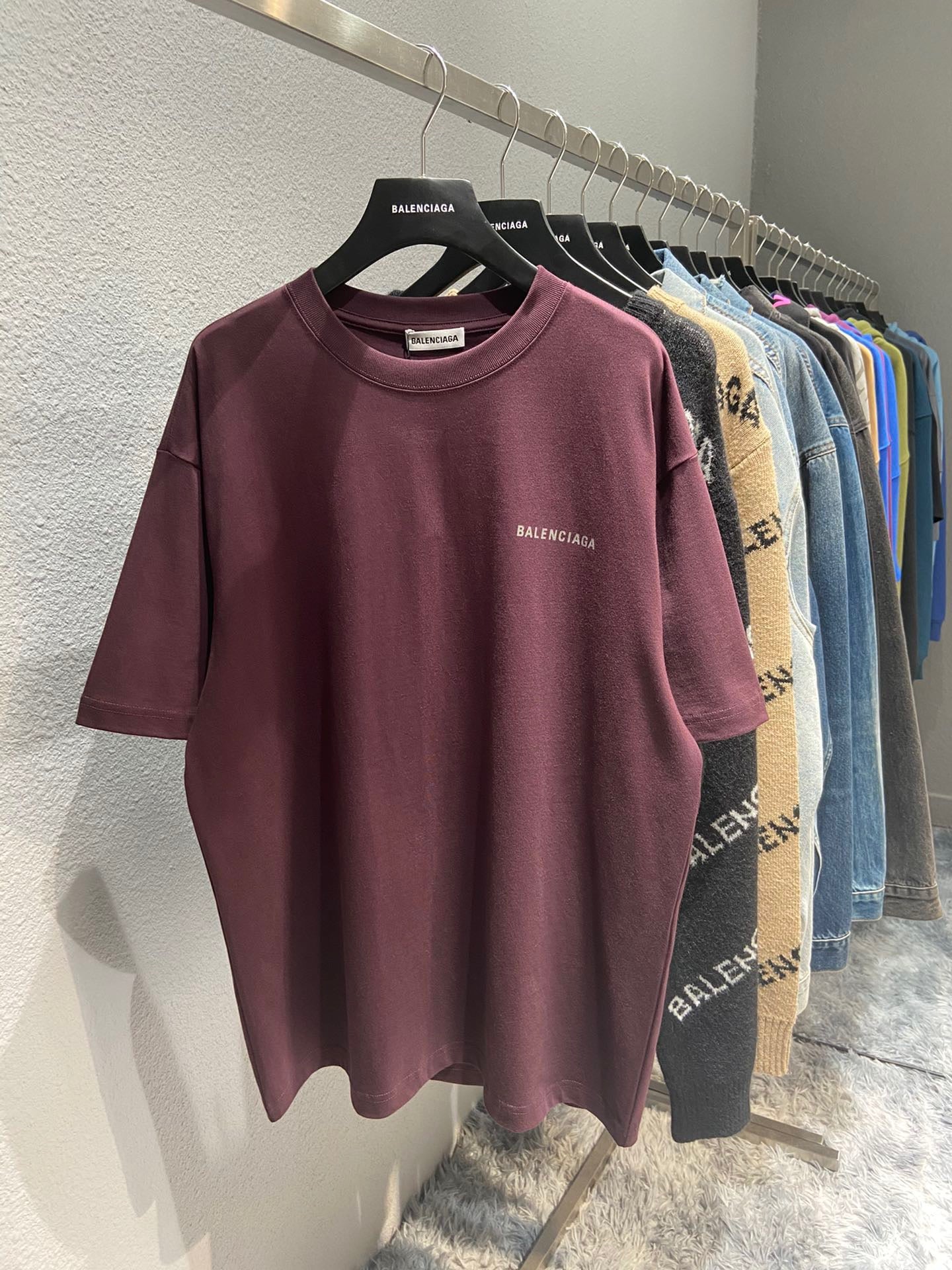 Best Replica Balenciaga T-shirt - Colareps