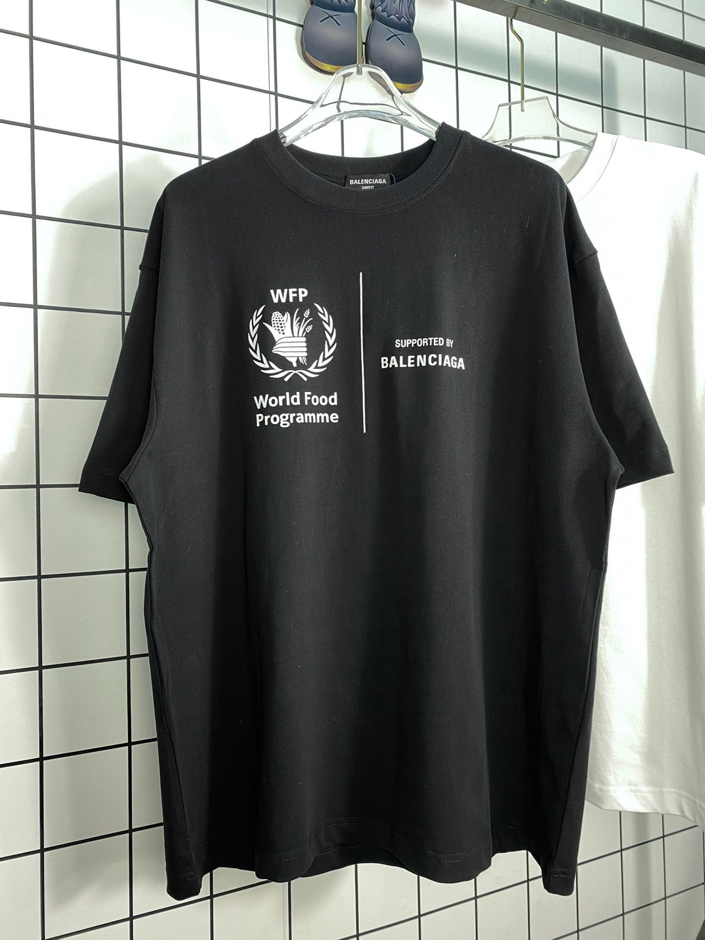 Best Replica Balenciaga T-shirt - Colareps