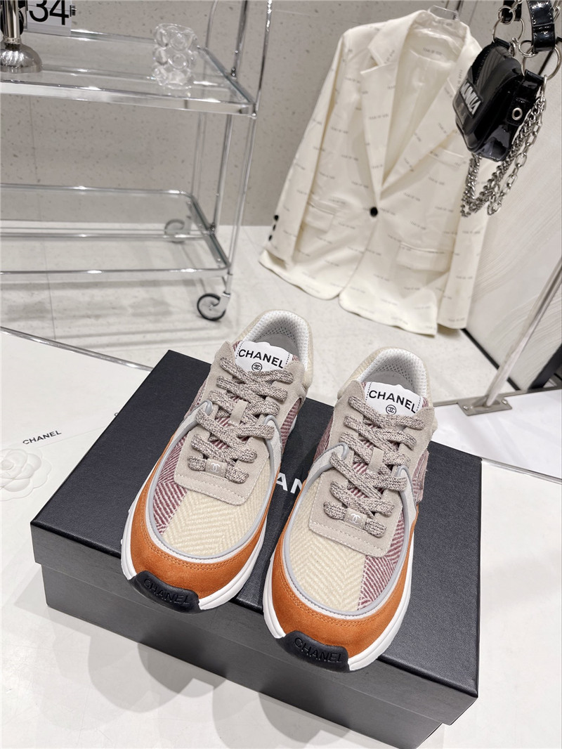 Best Replica chanel logo casual sneakers womens - Colareps