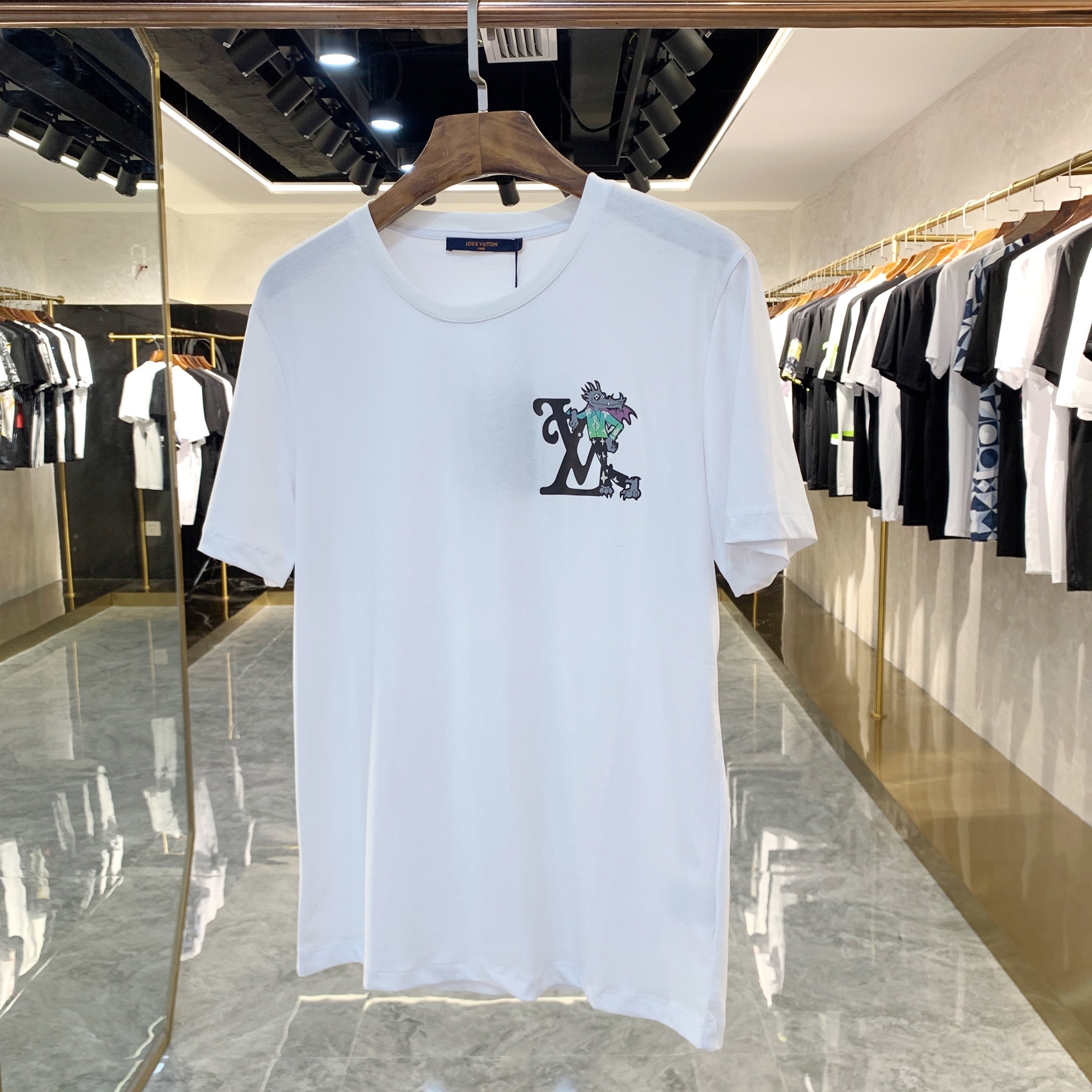 Best Replica Louis Vuitton T-shirt - Colareps