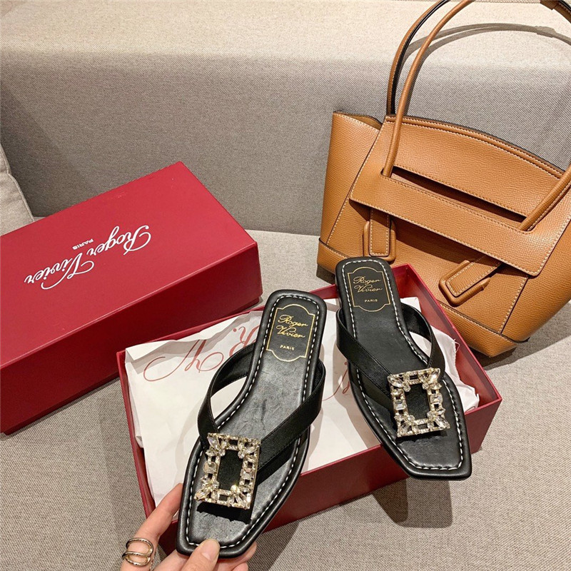 Best Replica Roger vivier Dupes Viv  Sellier patent leather sandals - Colareps