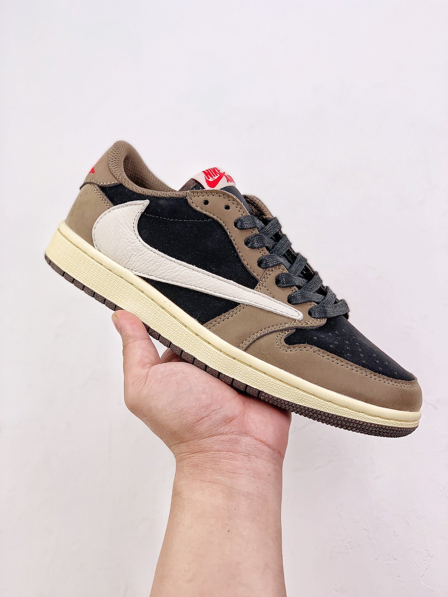 Best Replica Travis Scott X Air Jordan 1 Low Mocha Extended Size - Colareps
