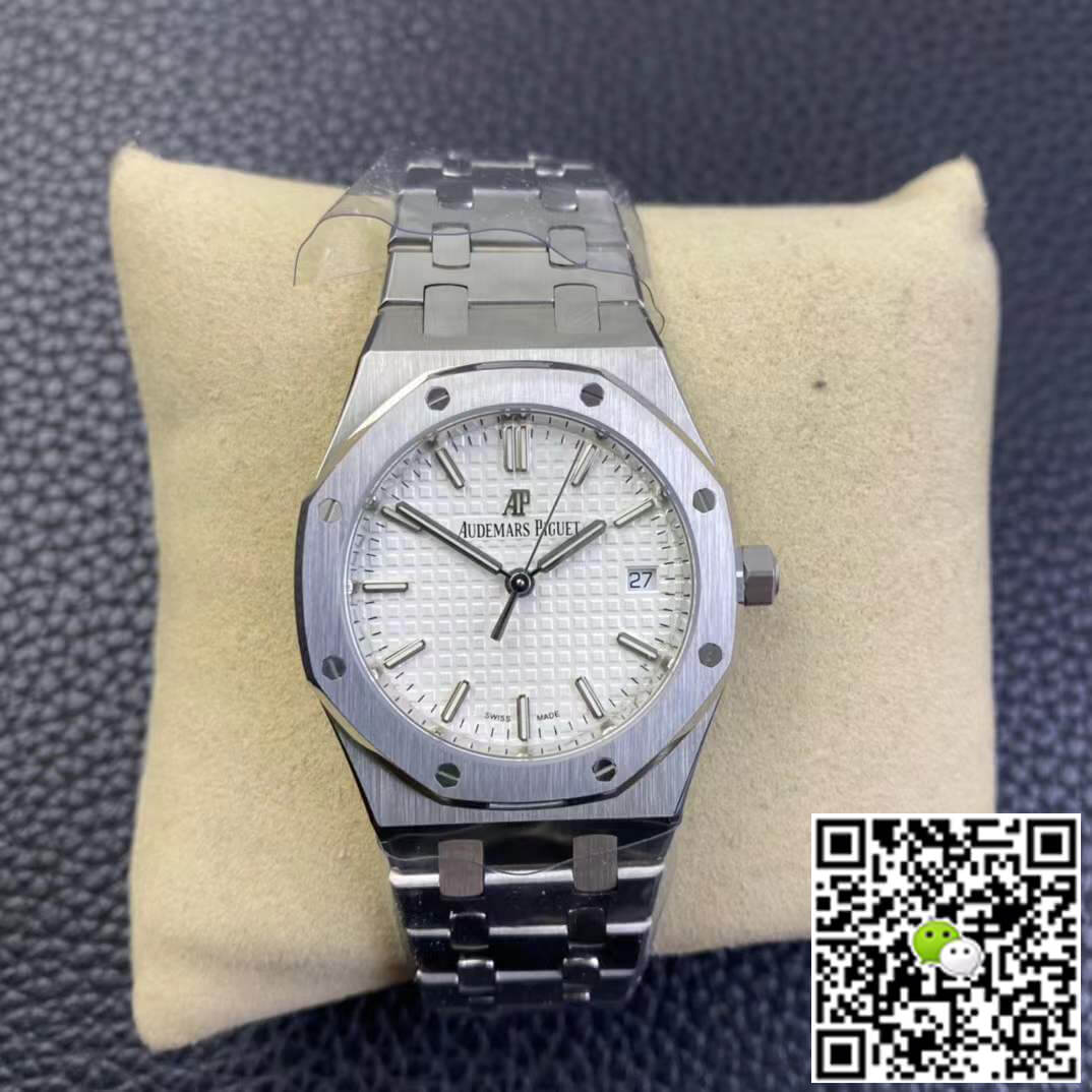 Best Replica Replica Audemars Piguet Royal Oak 77350ST.OO.1261ST.01 1:1 Best Edition 8F Factory Silver Dial - Colareps