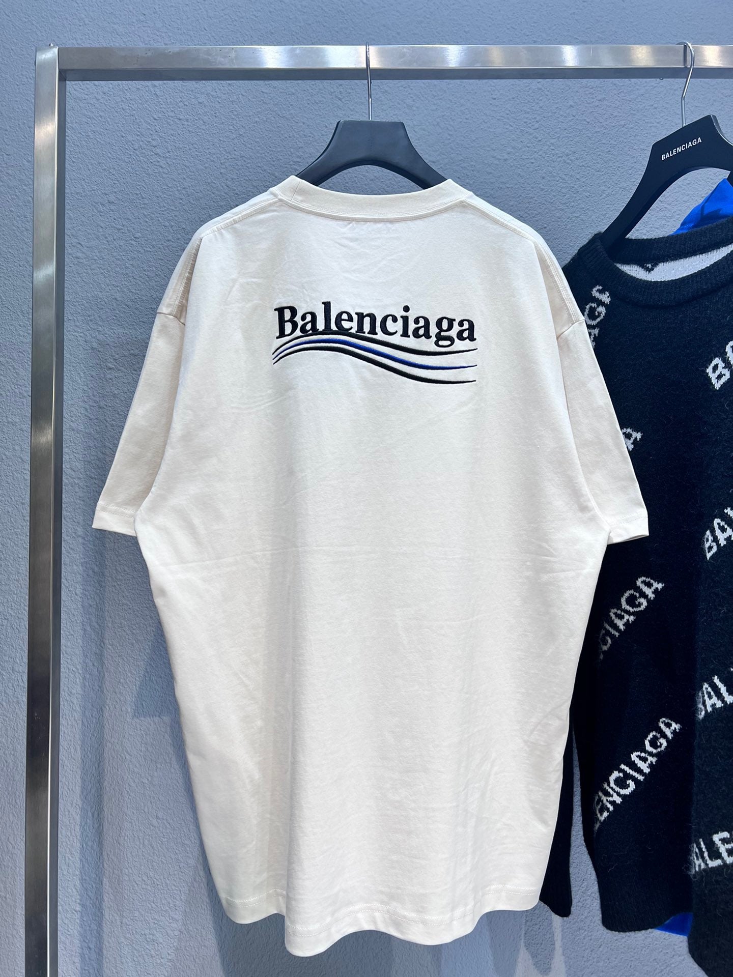 Best Replica Balenciaga T-shirt - Colareps