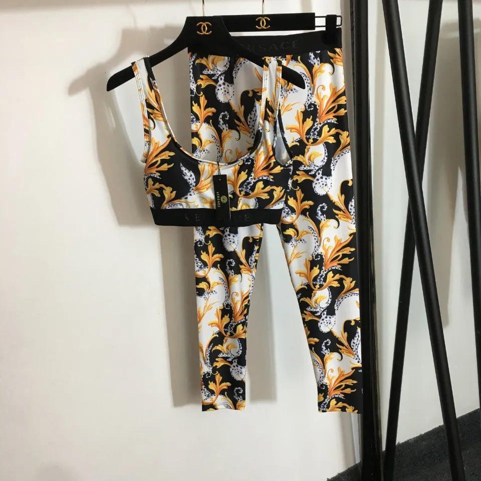 Best Replica Versace Yoga Clothes - Colareps