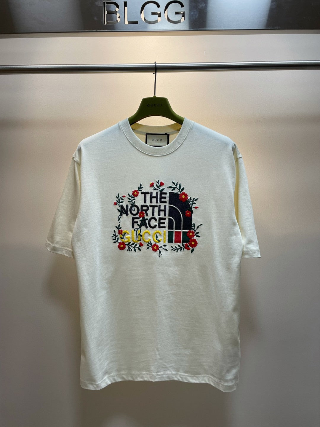 Best Replica Gucci x The North Face T-shirt - Colareps
