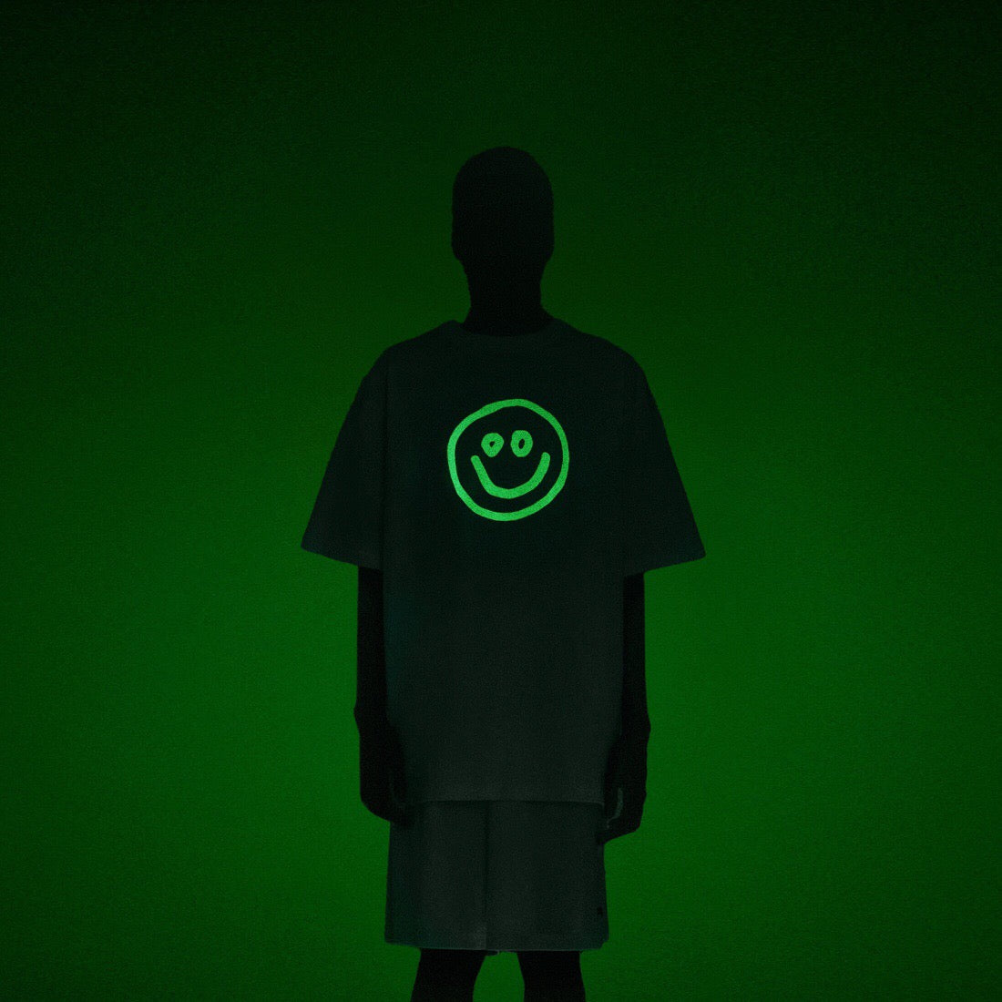 Best Replica Balenciaga “Smiley Glo” T-Shirt - Colareps