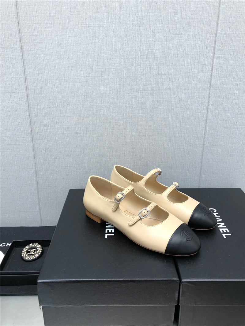 Best Replica chanel classic color block logo shoes - Colareps