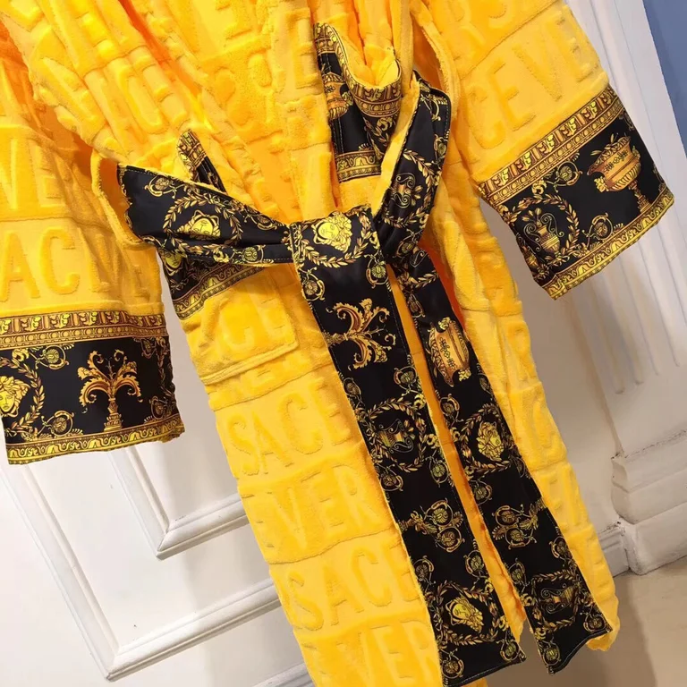 Best Replica Versace Pajamas - Colareps