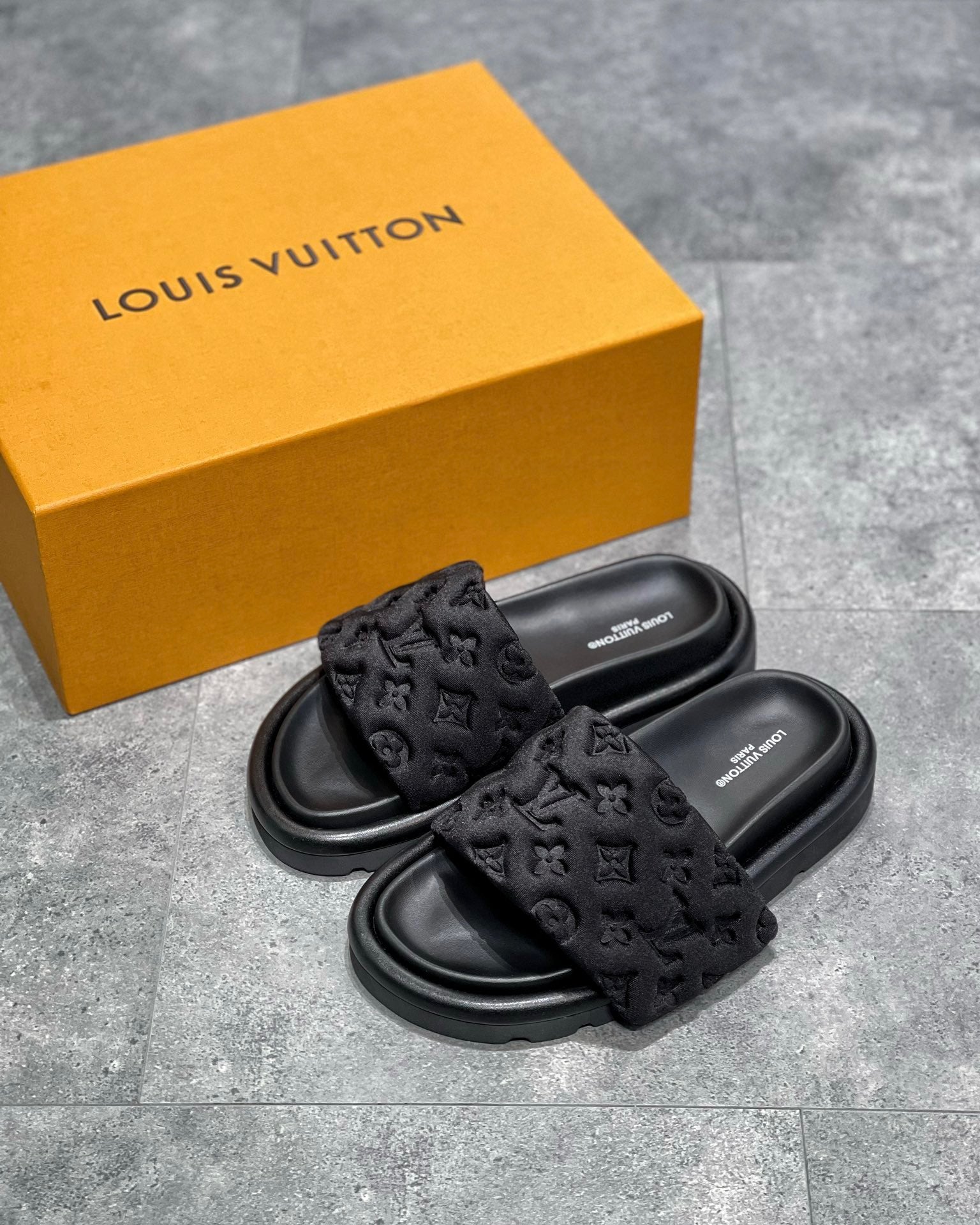 Best Replica Louis Vuitton Slippers - Colareps