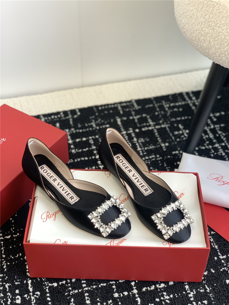 Best Replica Roger vivier hollow silk satin diamond buckle flat shoes - Colareps