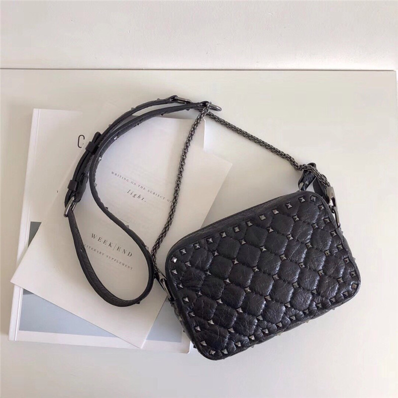 Best Replica Garavani Rockstud Spike bag - Colareps