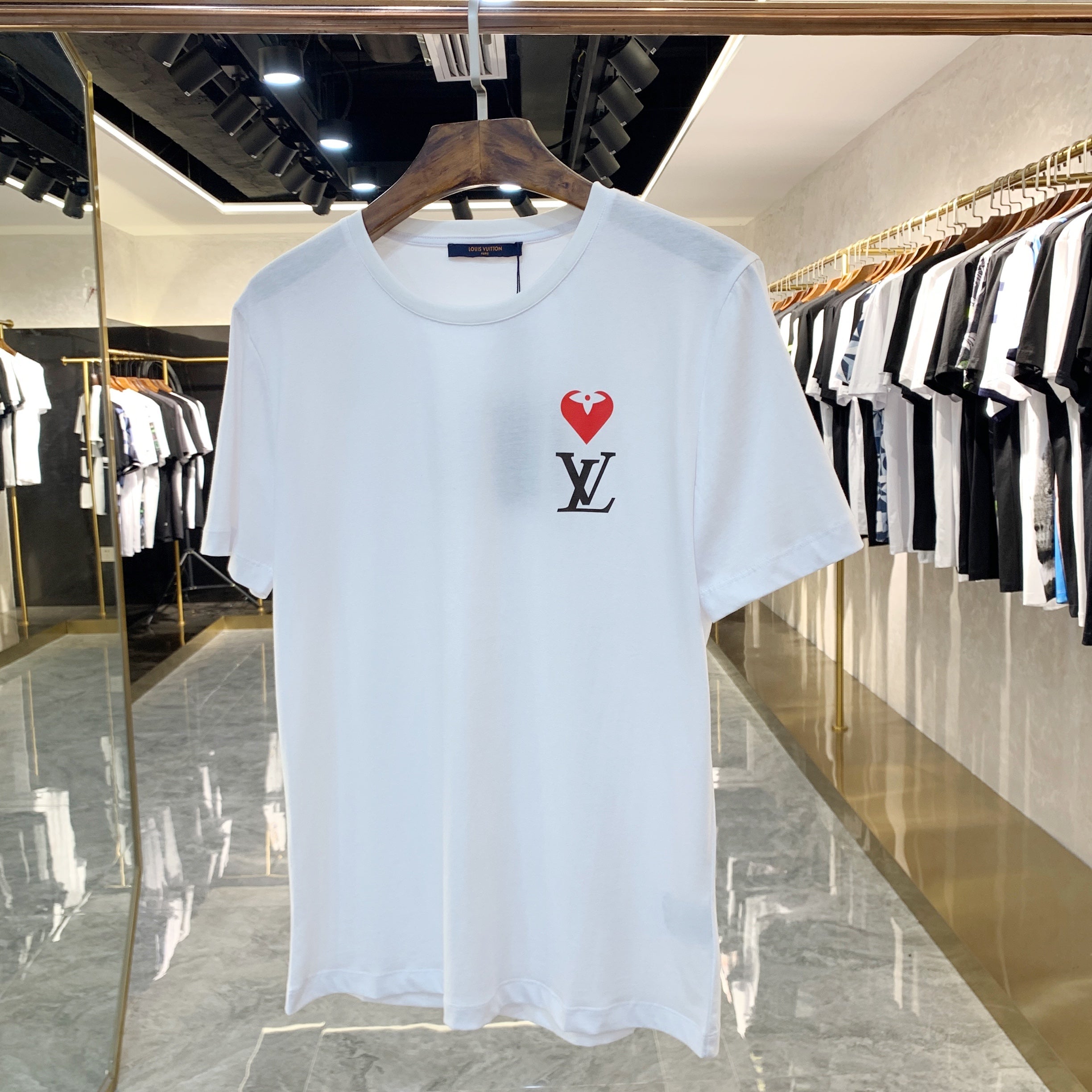 Best Replica Louis Vuitton T-shirt - Colareps