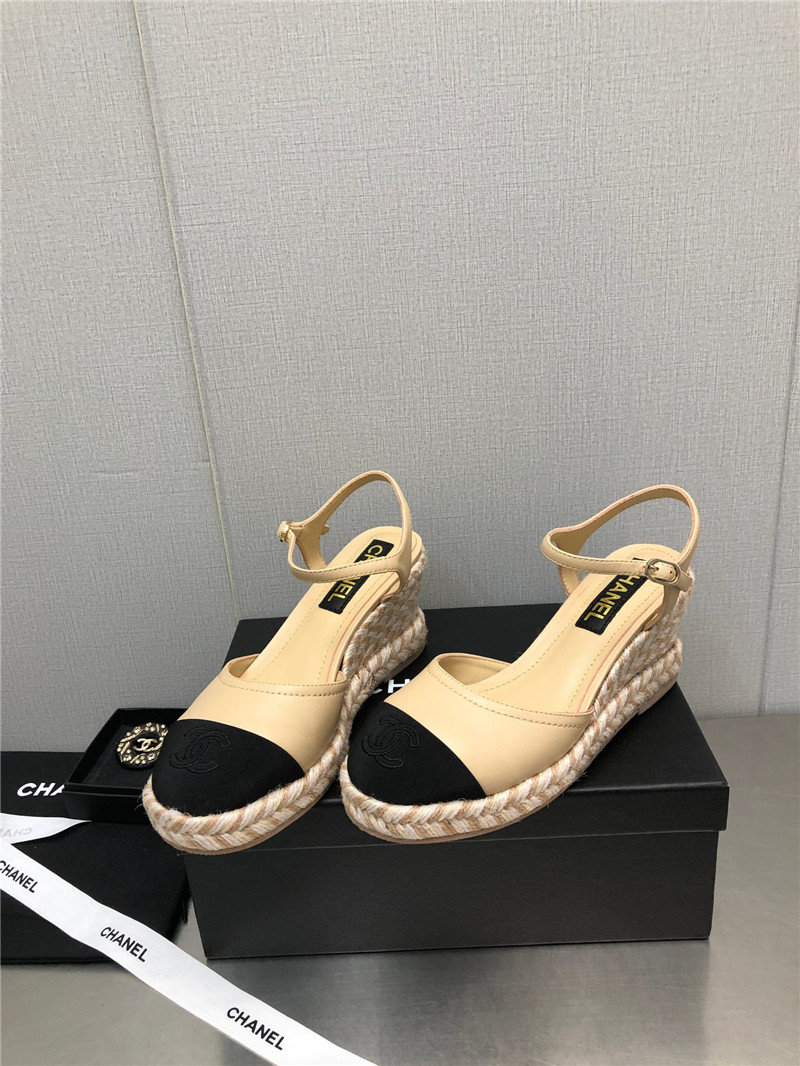 Best Replica Chanel Mary Jane hollow wedge sandals - Colareps