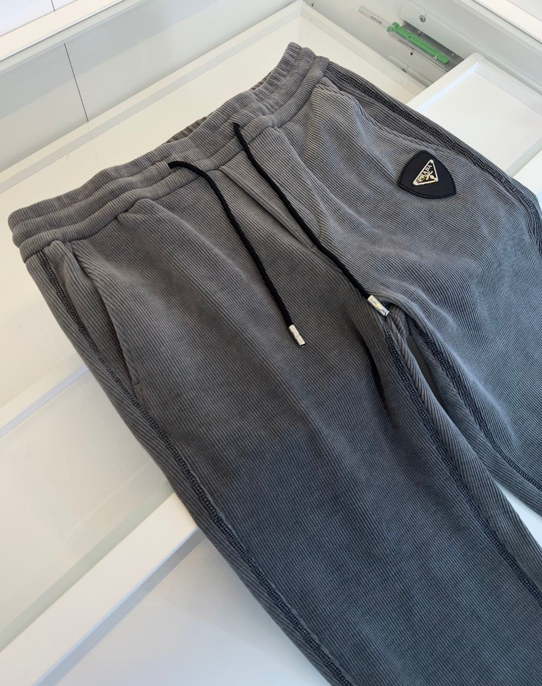 Best Replica Prada Pants - Colareps