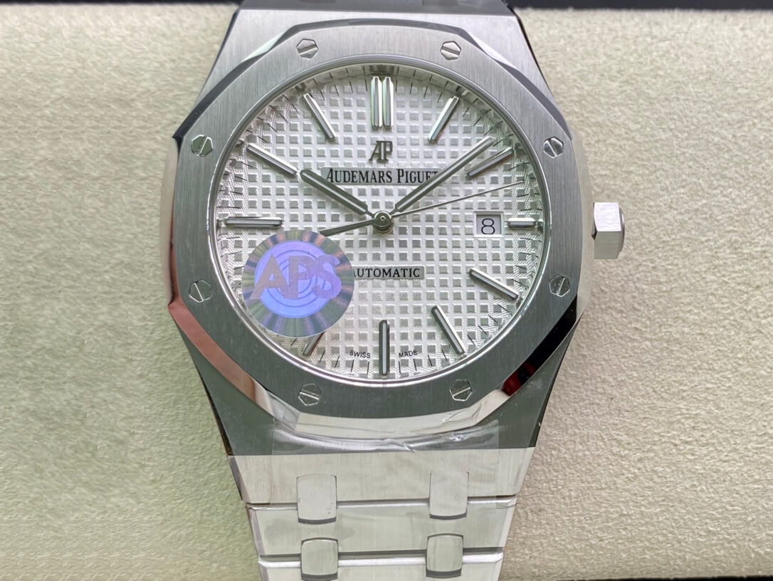 Best Replica Replica Audemars Piguet Royal Oak 15400ST.OO.1220ST.02 1:1 Best Edition APS Factory White Dial - Colareps