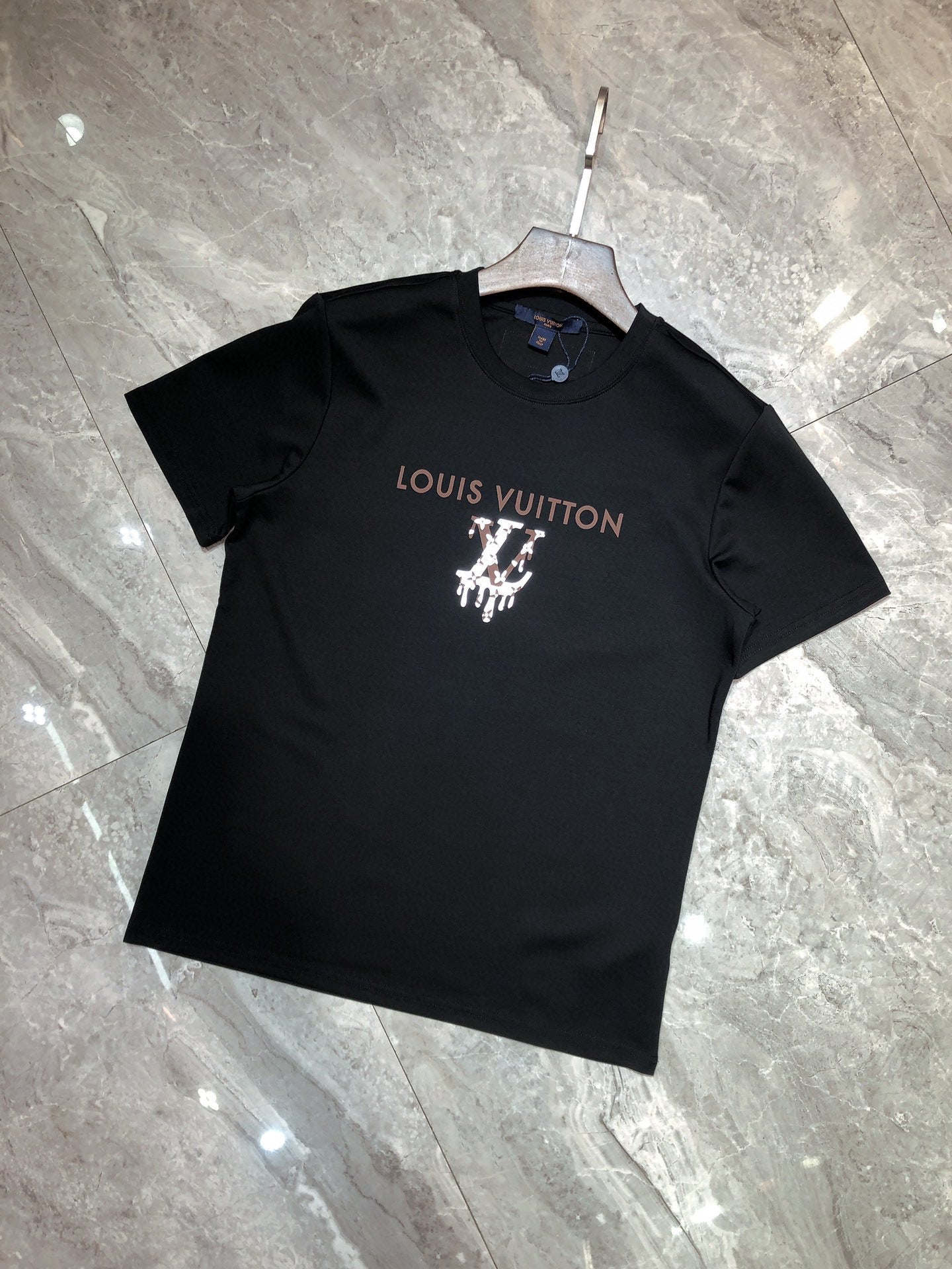 Best Replica Louis Vuitton T-shirt - Colareps