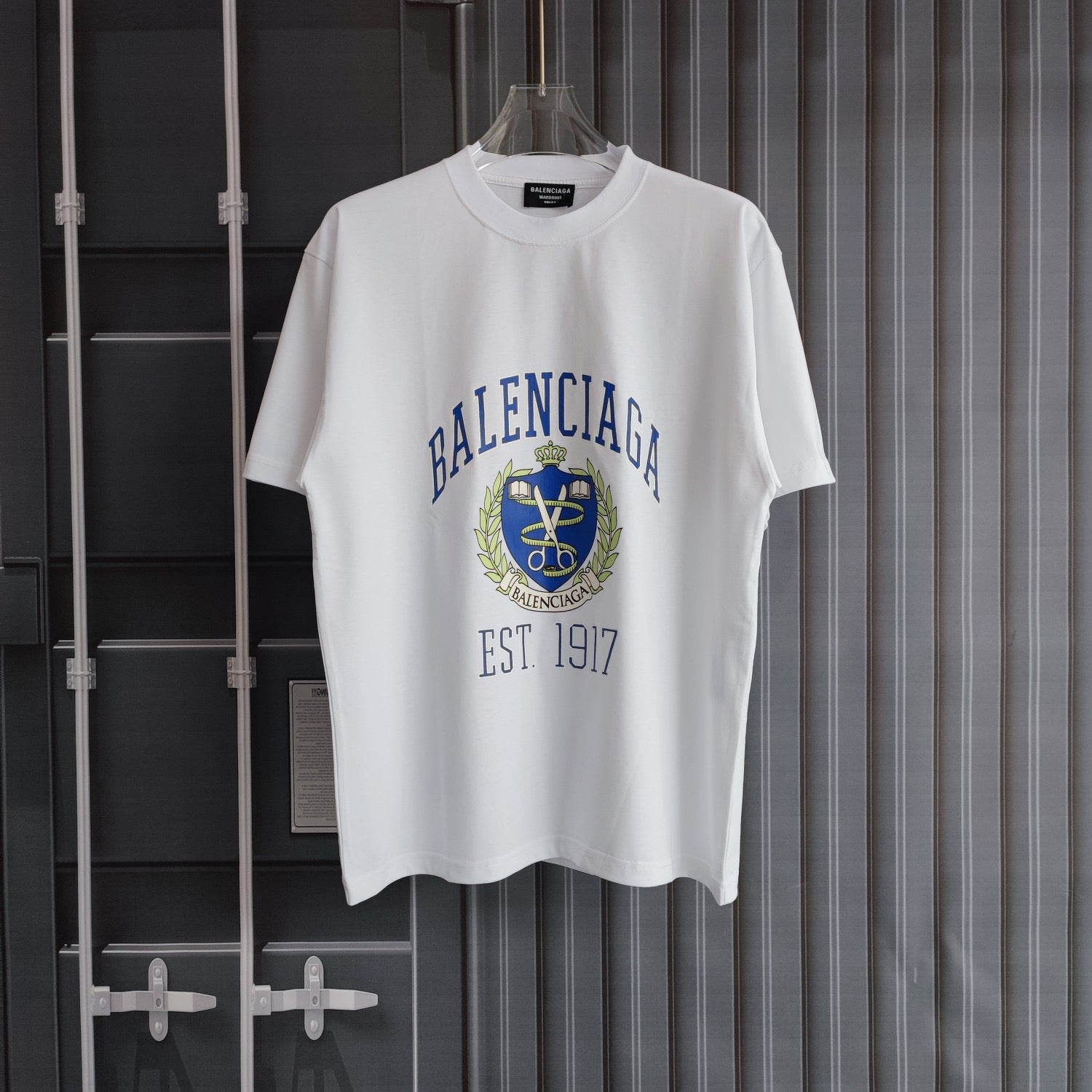 Best Replica Balenciaga T-shirt - Colareps