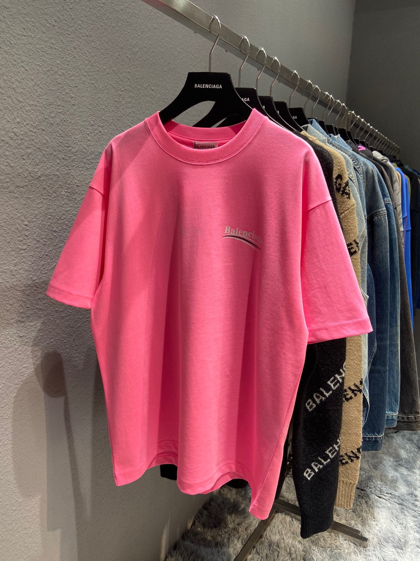 Best Replica Balenciaga T-shirt - Colareps