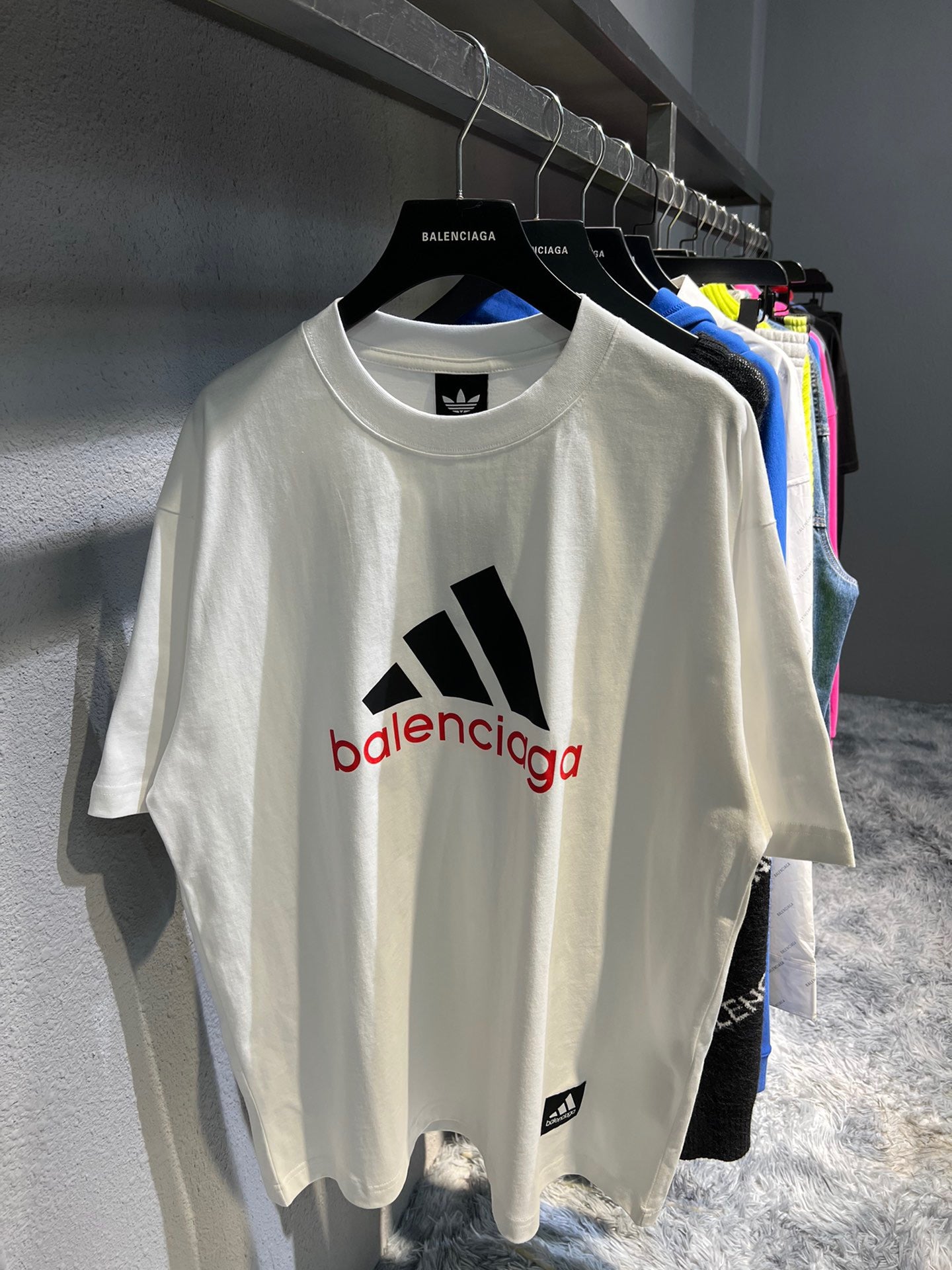 Best Replica Balenciaga T-shirt - Colareps
