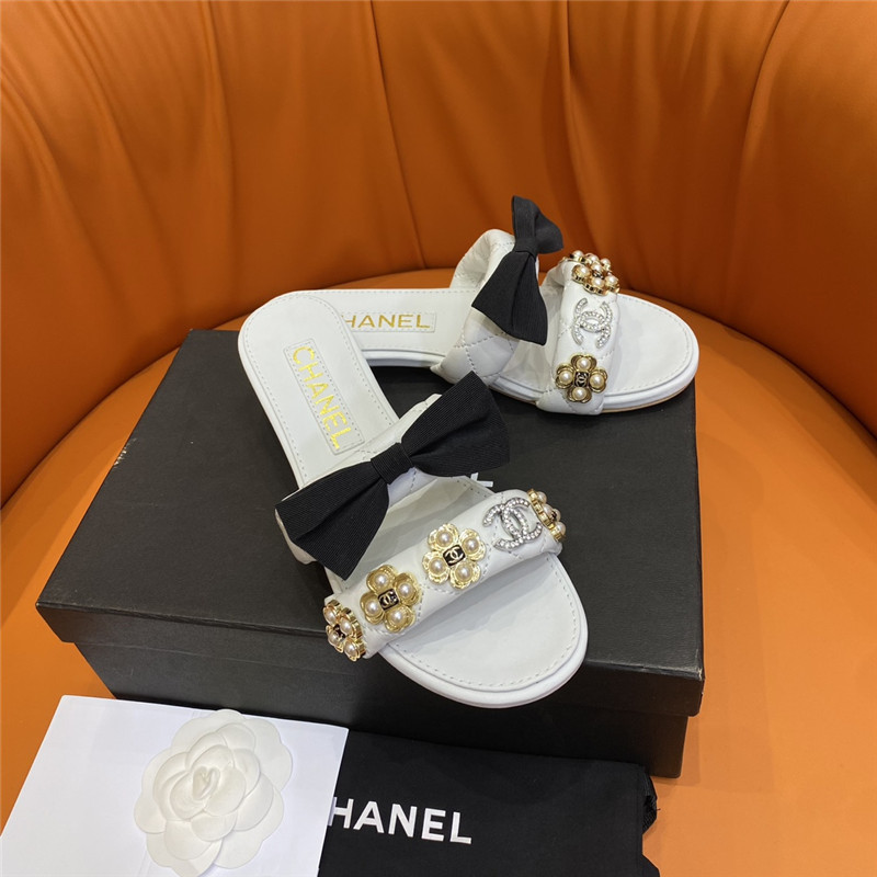 Best Replica chanel embroidered logo slippers - Colareps