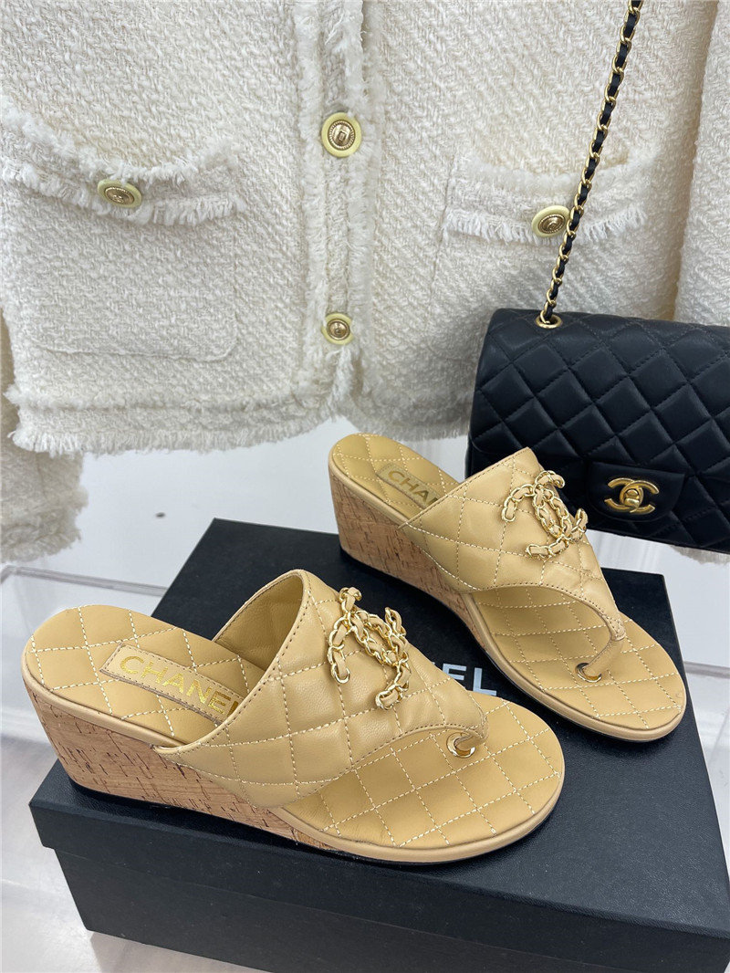 Best Replica chanel rhombus CC logo chain buckle slippers - Colareps