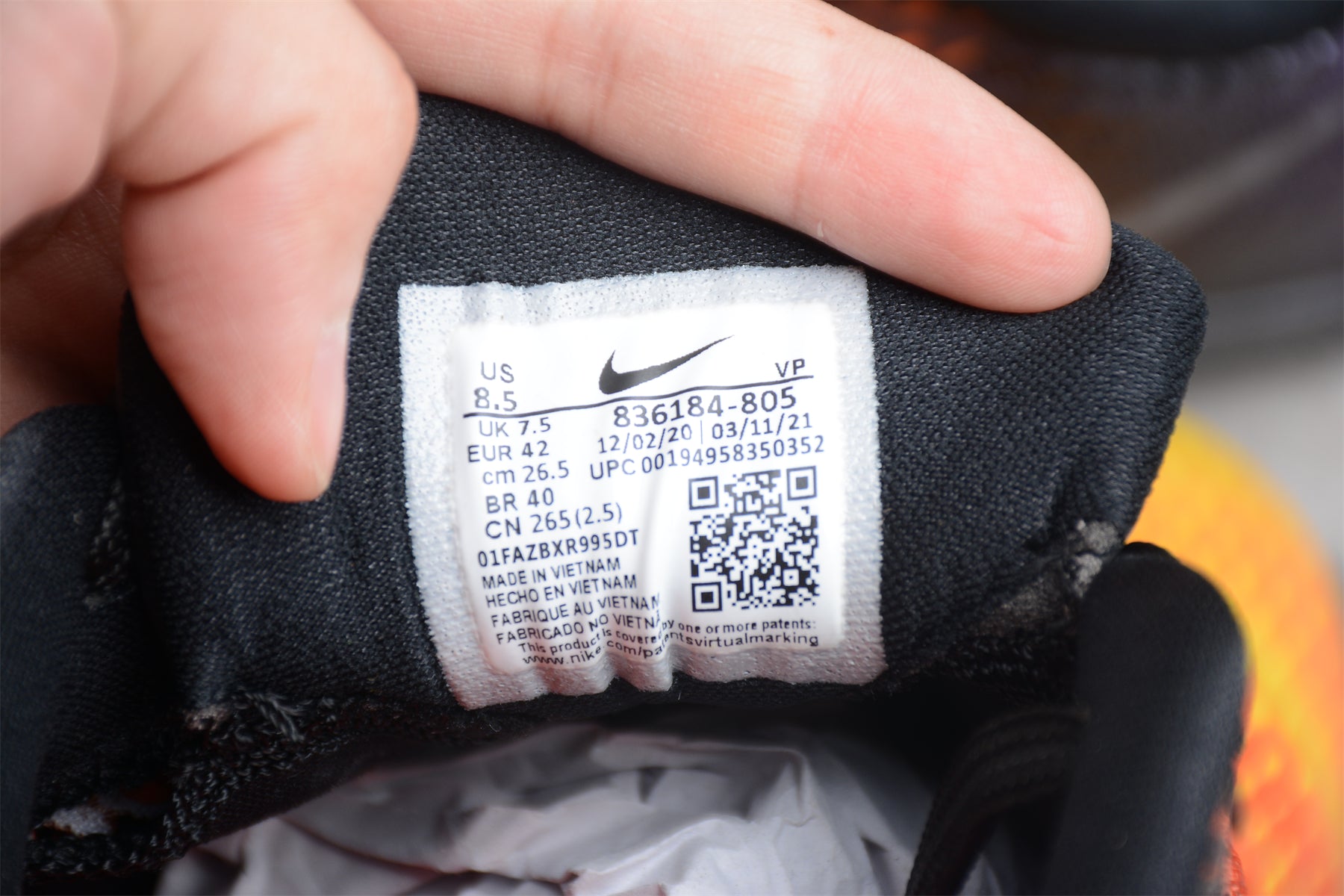 Best Replica NIKE KOBE 11 x SUNSET - Colareps