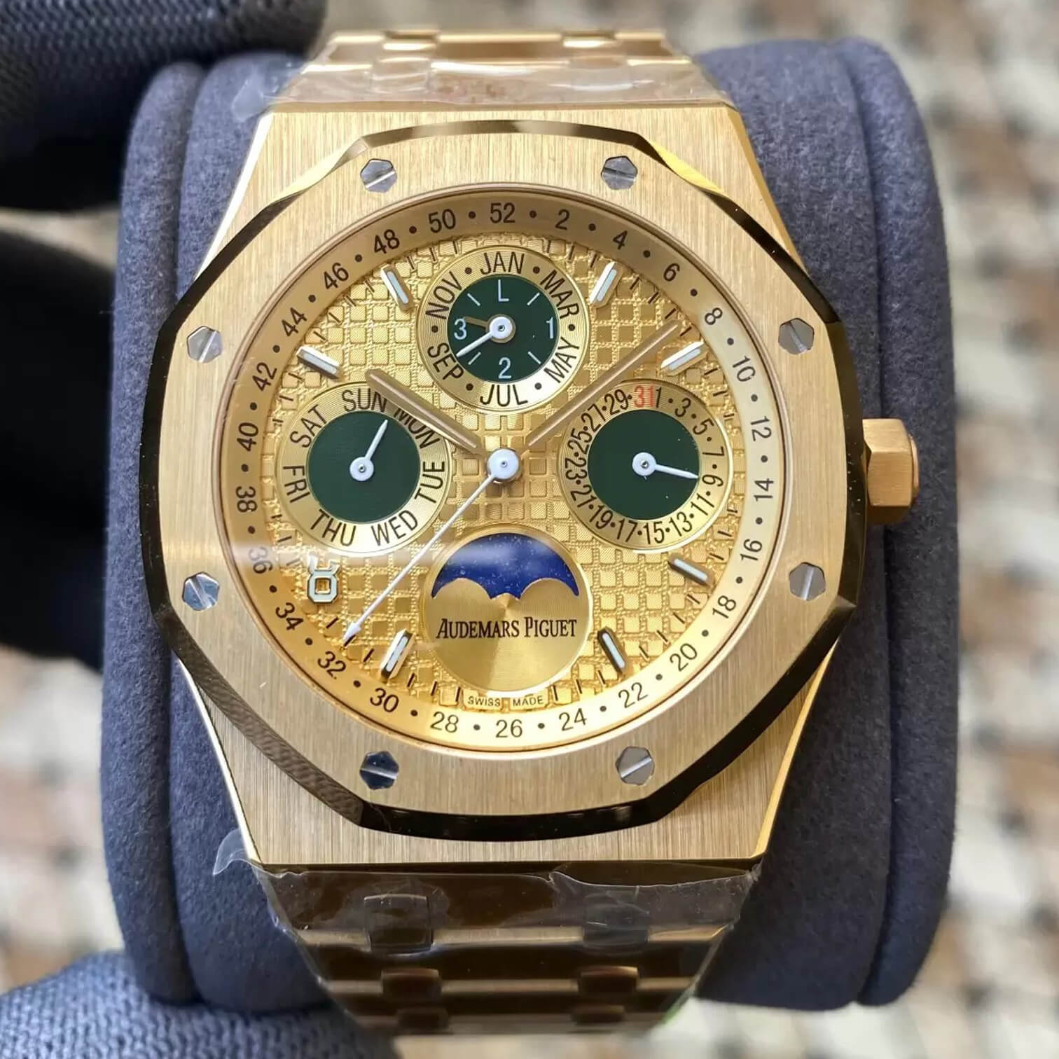 Best Replica Replica Audemars Piguet Royal Oak 26607BA.OO.1220BA.01 1:1 Best Edition APS Factory Yellow Gold - Colareps
