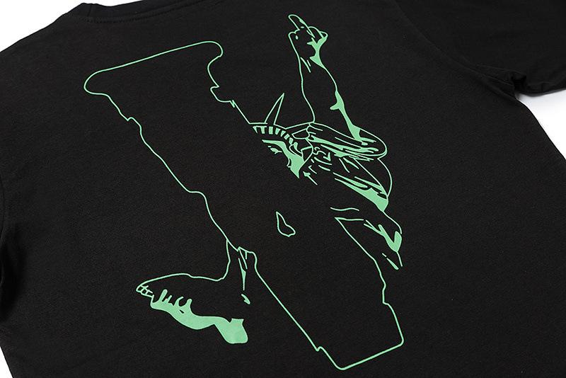 Best Replica Vlone NYC Pop Up Statue Of Liberty Were Coming Tee - Colareps