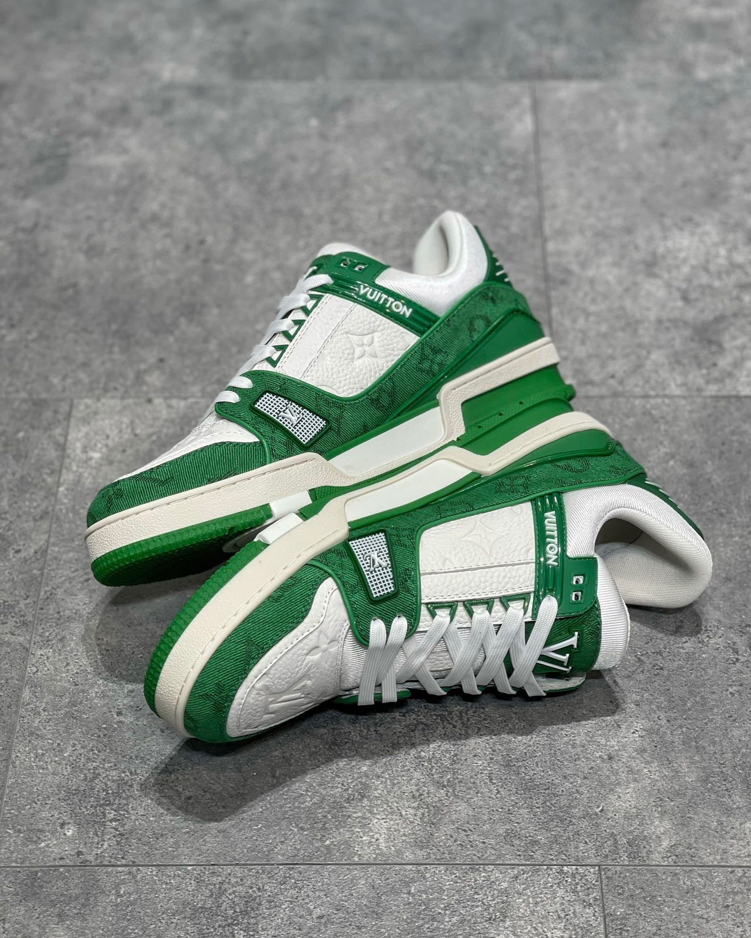 Best Replica Louis Vuitton Trainer Sneaker - Colareps