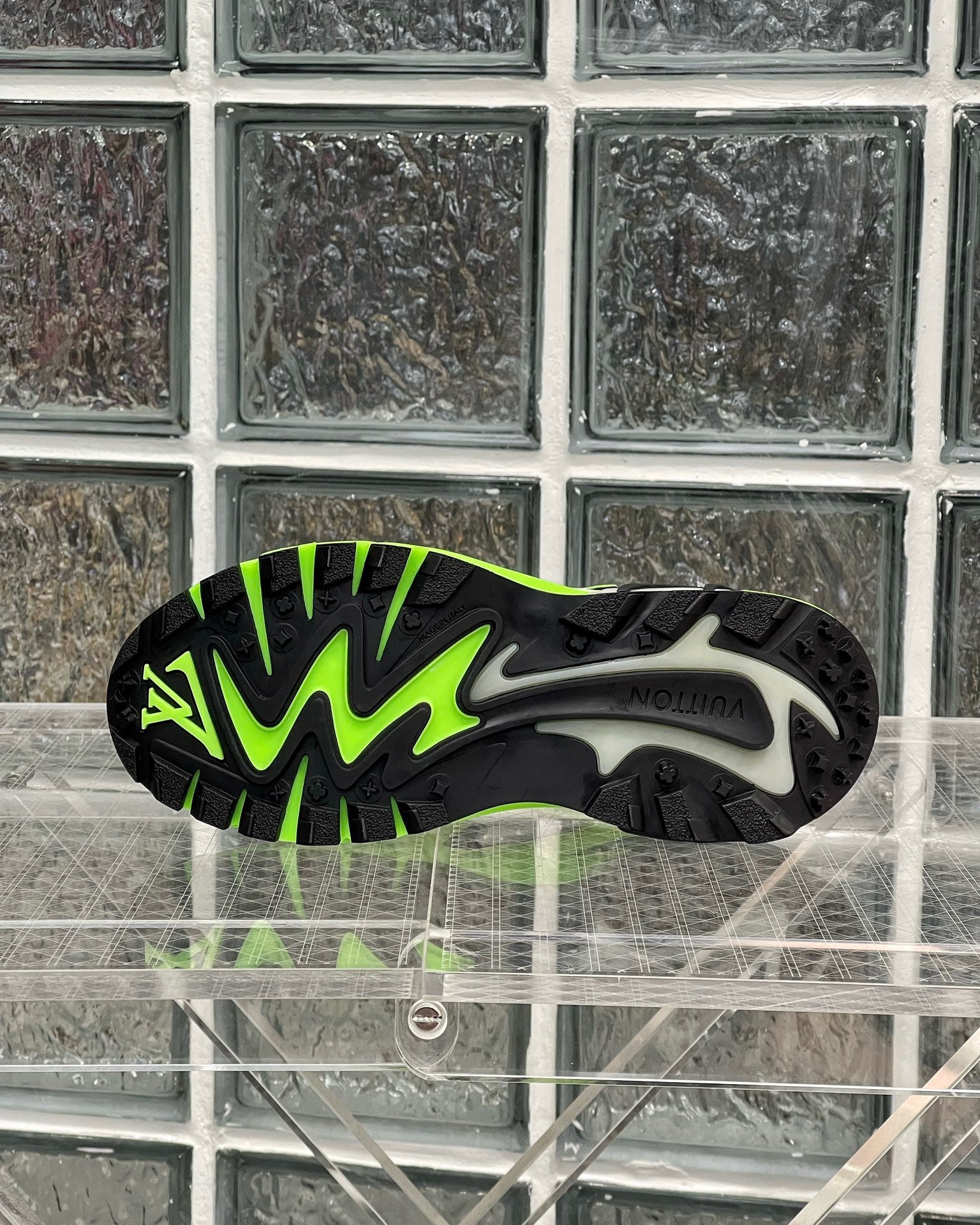 Best Replica Louis Vuitton Runner Tatic Sneaker - Colareps