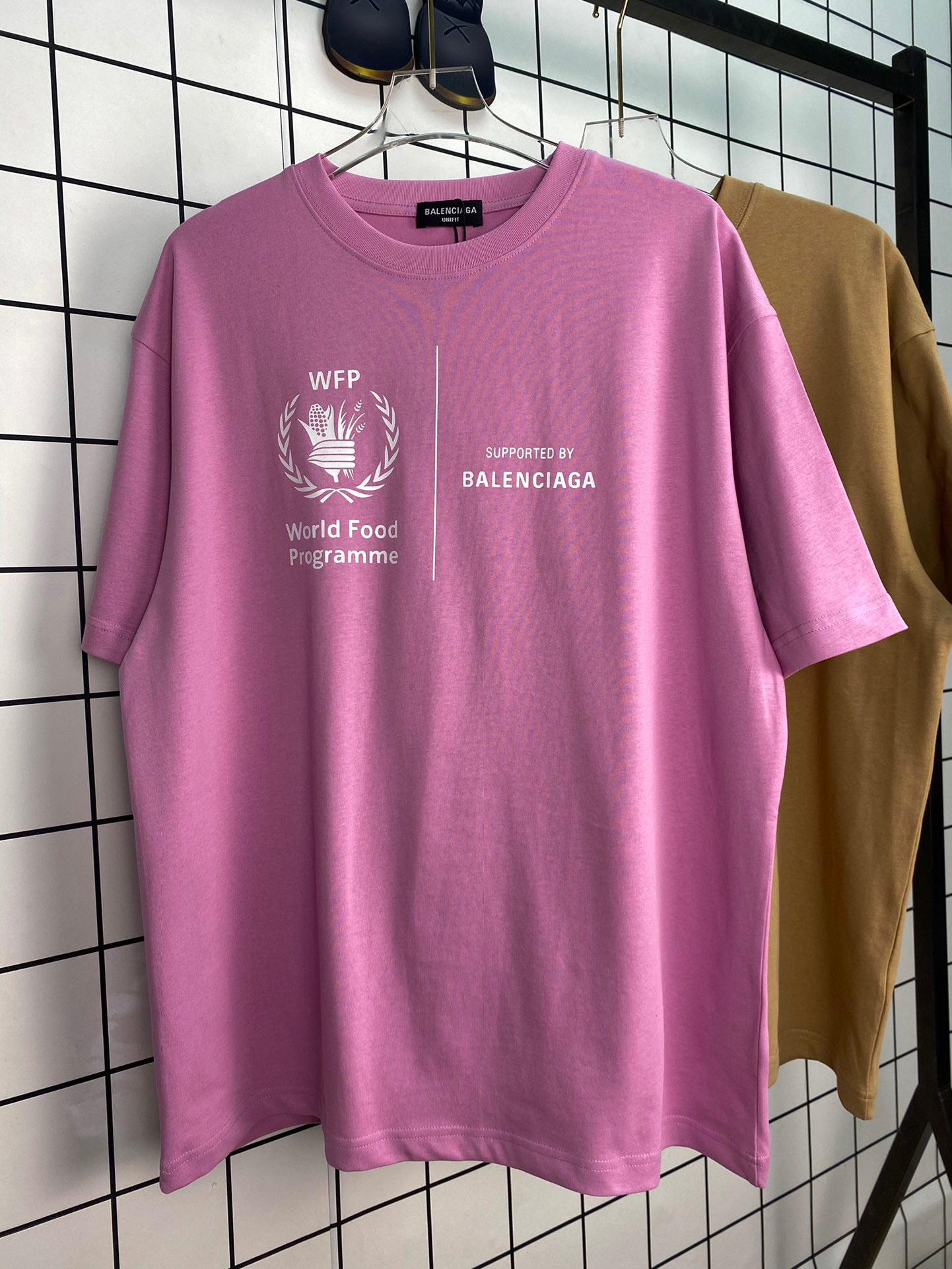 Best Replica Balenciaga T-shirt - Colareps