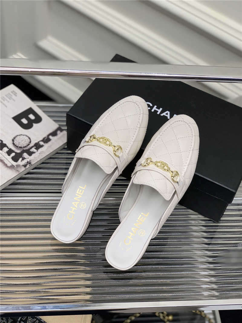 Best Replica Chanel diamond chain sandals and slippers - Colareps