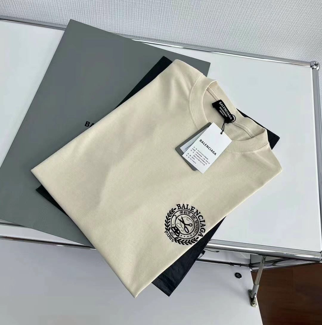 Best Replica Balenciaga T-shirt - Colareps
