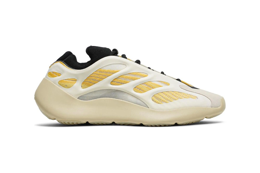 Best Replica Yeezy 700 V3 Safflower Replica - Colareps