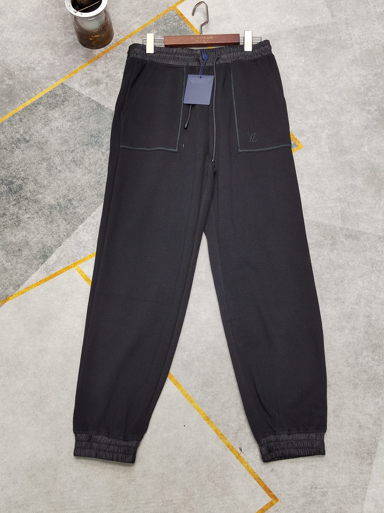 Best Replica Louis Vuitton Sweatpants - Colareps
