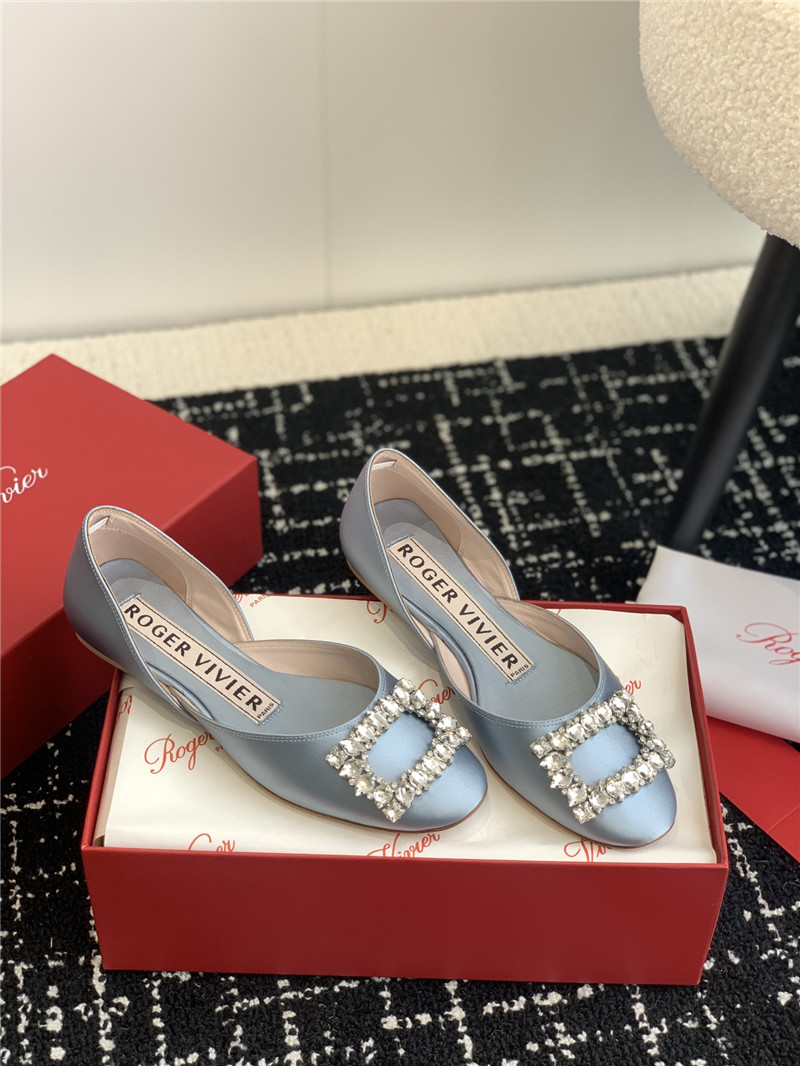 Best Replica Roger vivier hollow silk satin diamond buckle flat shoes - Colareps