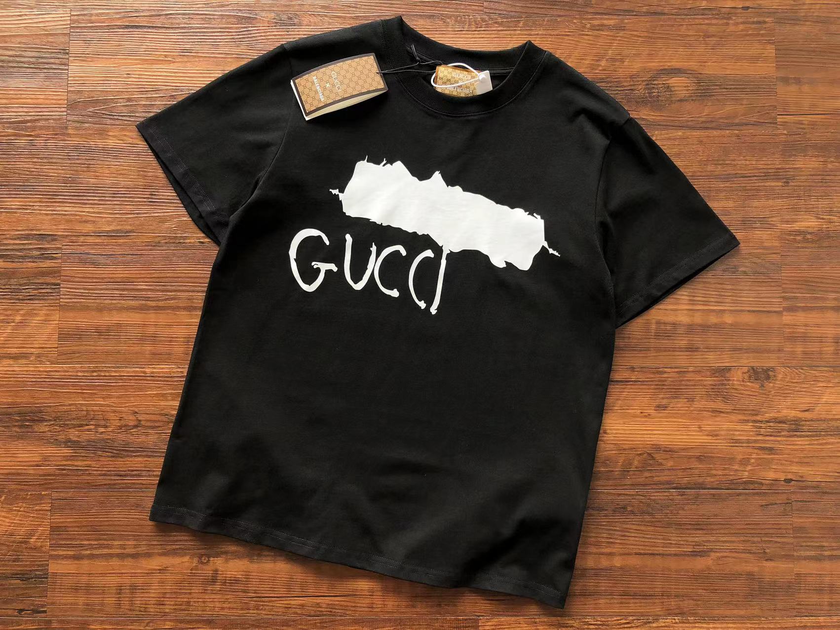 Best Replica Gucci x Balenciaga T-shirt - Colareps