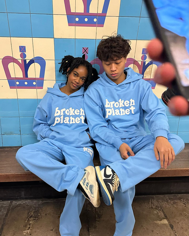 Best Replica Classic Color Foam Printed Loose Sweatshirt 2colors - Colareps