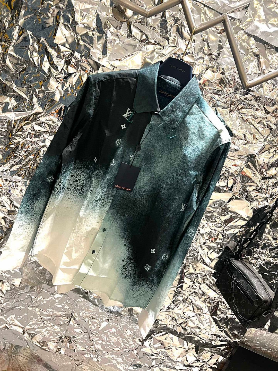 Best Replica Louis Vuitton Long Sleeve Shirt - Colareps