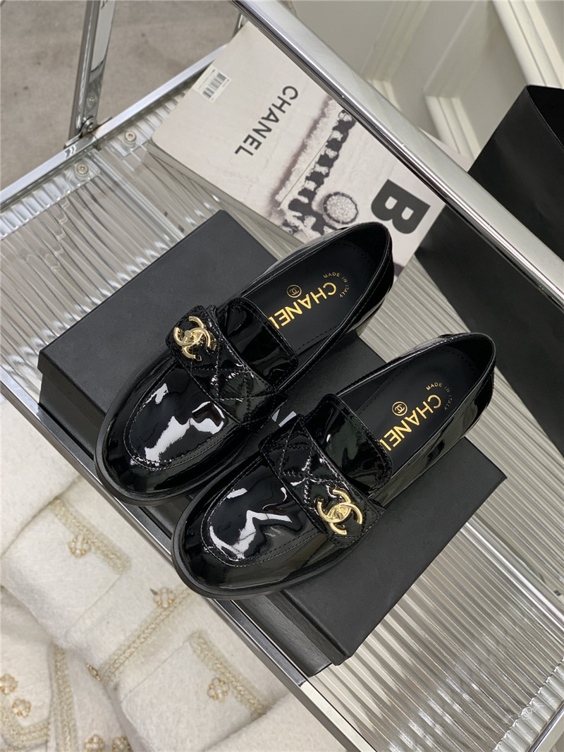 Best Replica Chanel double C logo shoes - Colareps