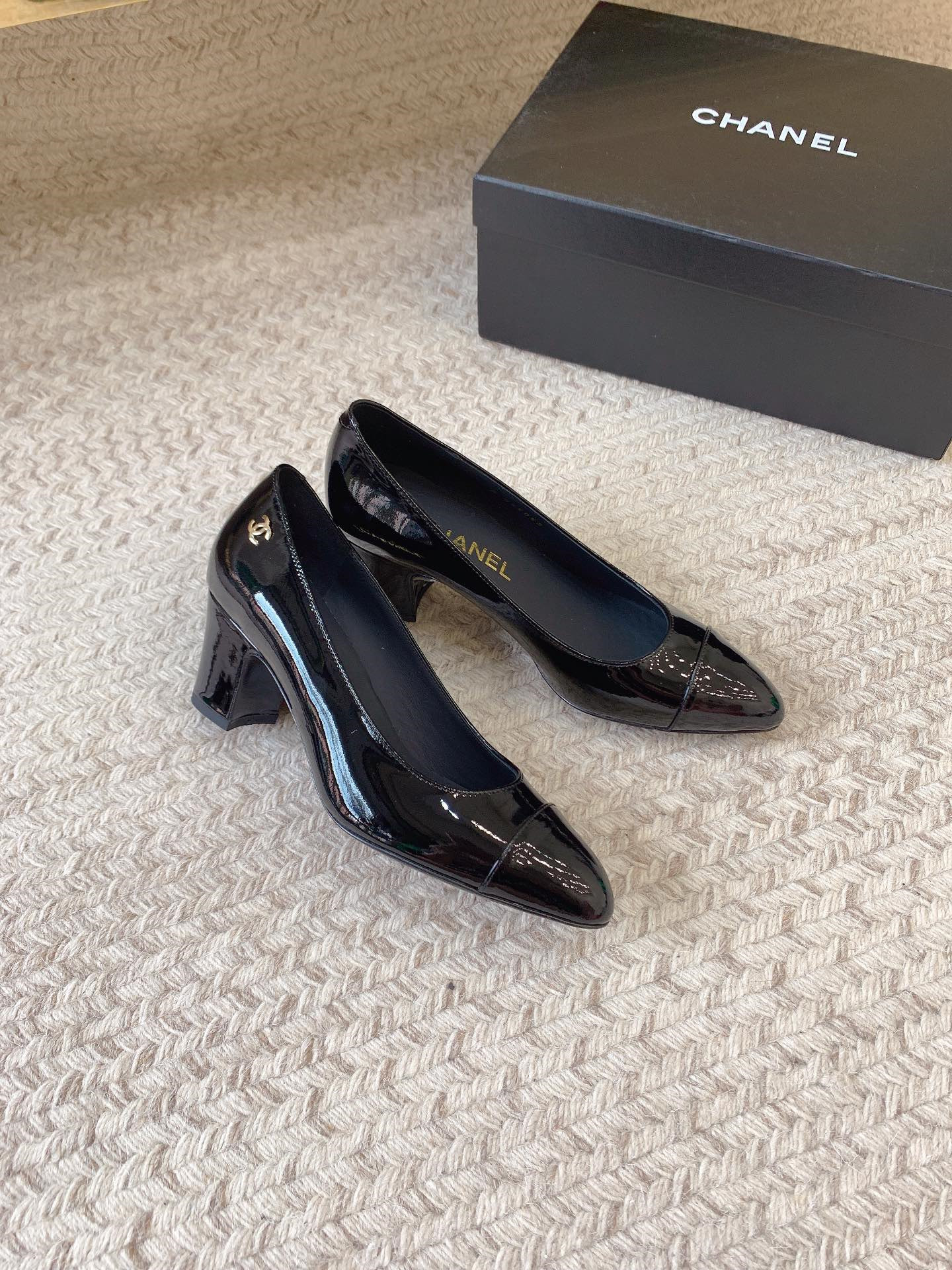 Best Replica Chanel new patent leather shoes - Colareps