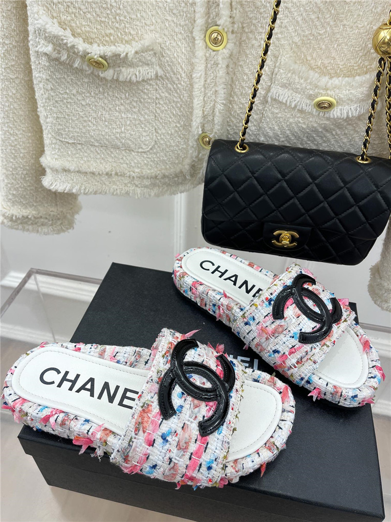 Best Replica Chanel new big double C lazy slippers - Colareps