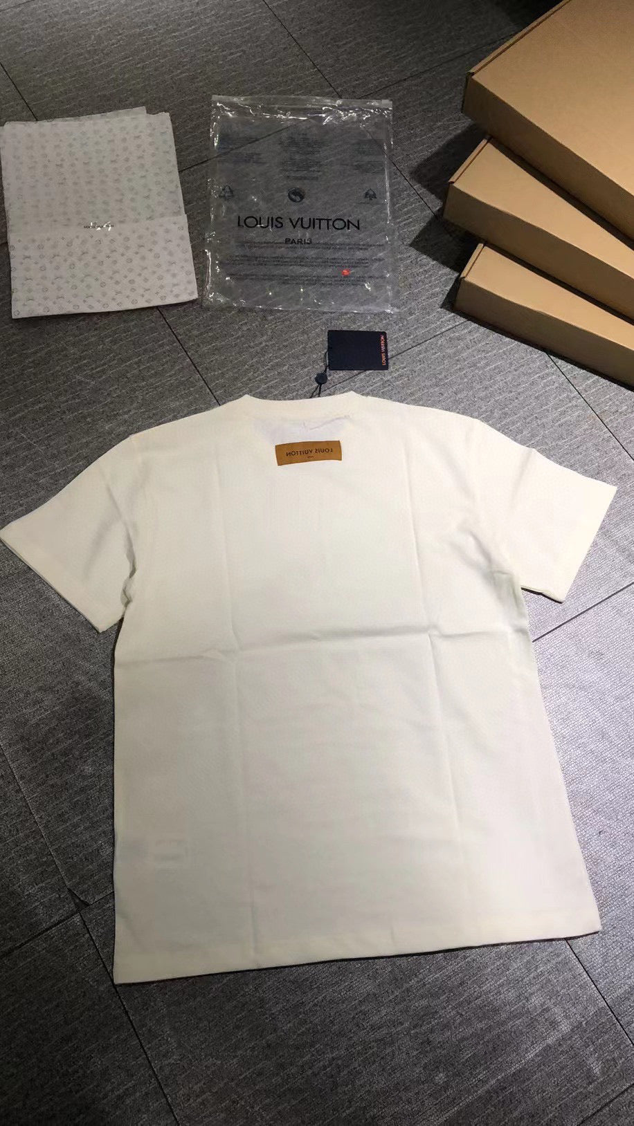 Best Replica Louis Vuitton T-shirt - Colareps
